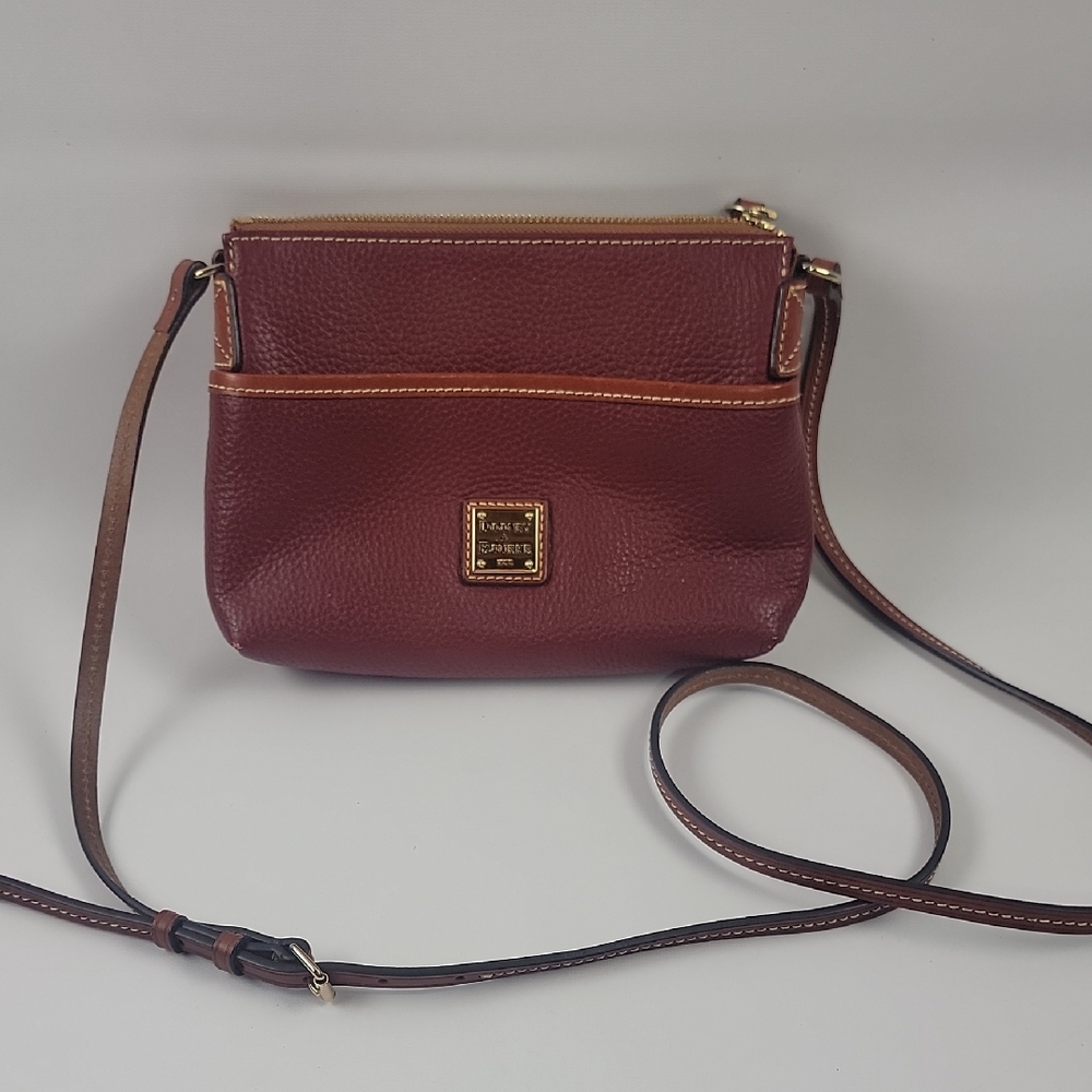 Dooney & Bourke Brown Crossbody Bag Marron